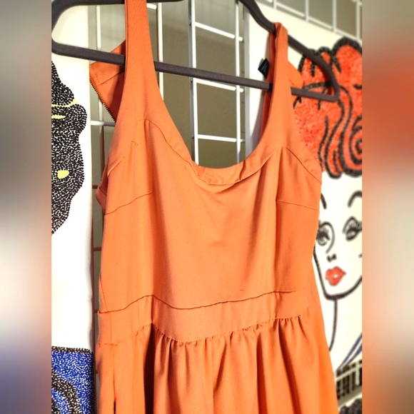 Cynthia Rowley Dress with Pockets - Picture 3 of 10